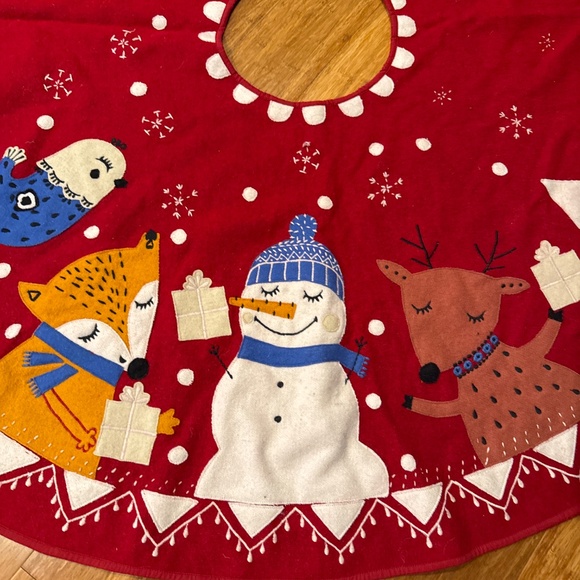 Vintage Christmas tree skirt - Picture 2 of 7